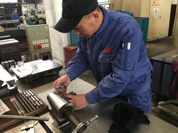 31年執著堅守 終成“研磨大師”